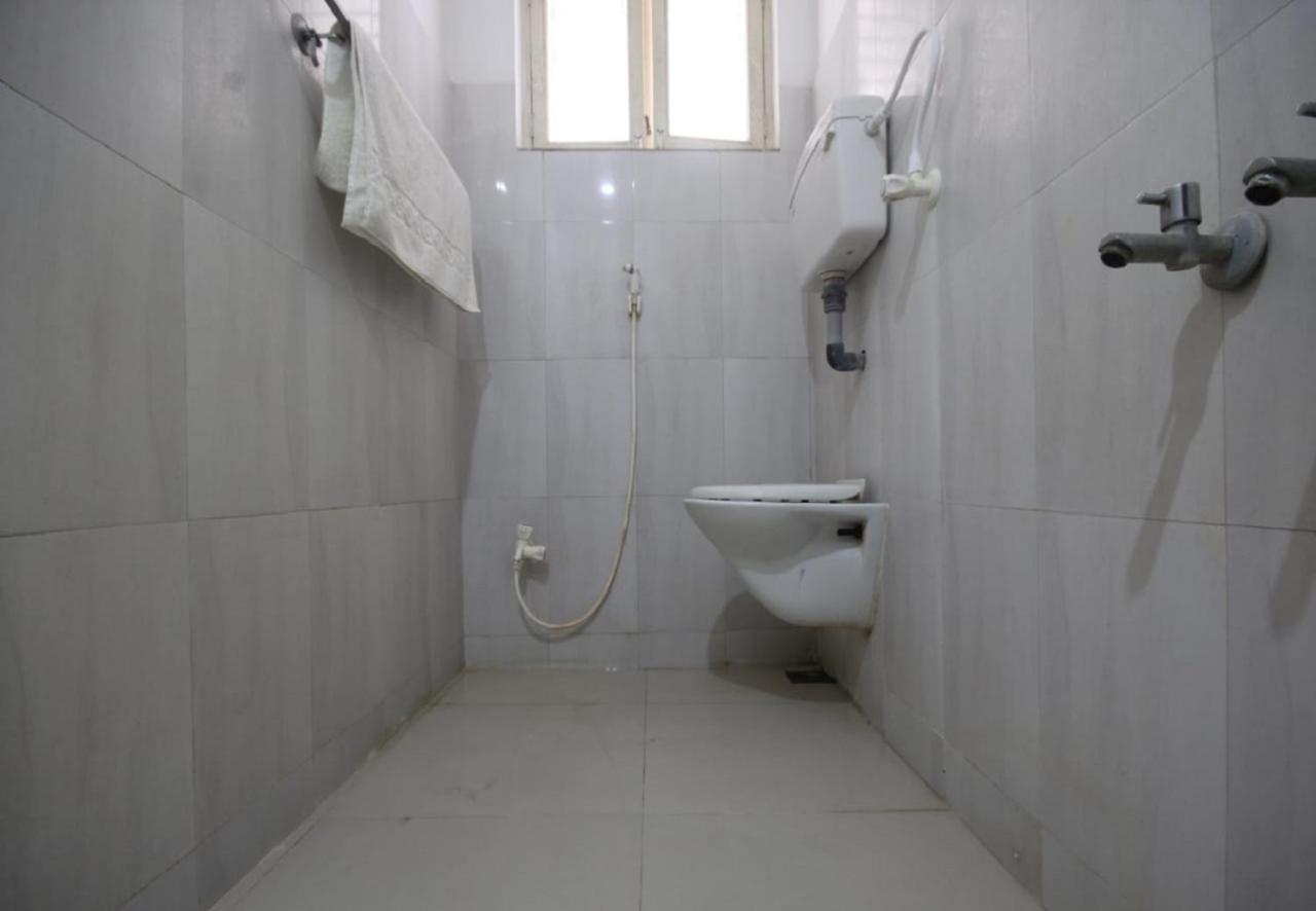 Hotel Jayaram Chidambaram Bagian luar foto