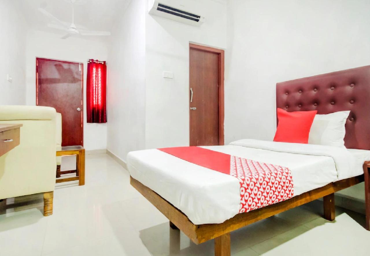 Hotel Jayaram Chidambaram Bagian luar foto