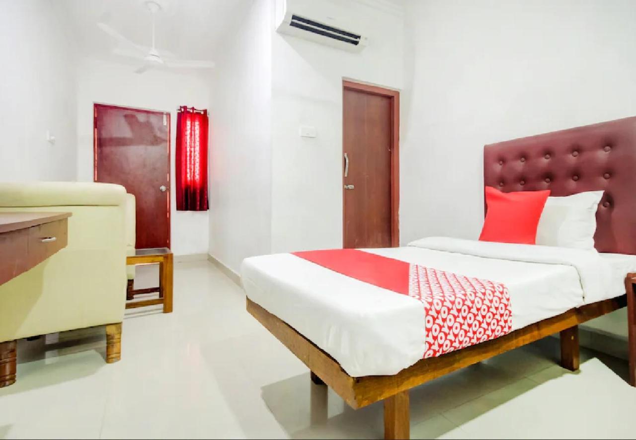Hotel Jayaram Chidambaram Bagian luar foto