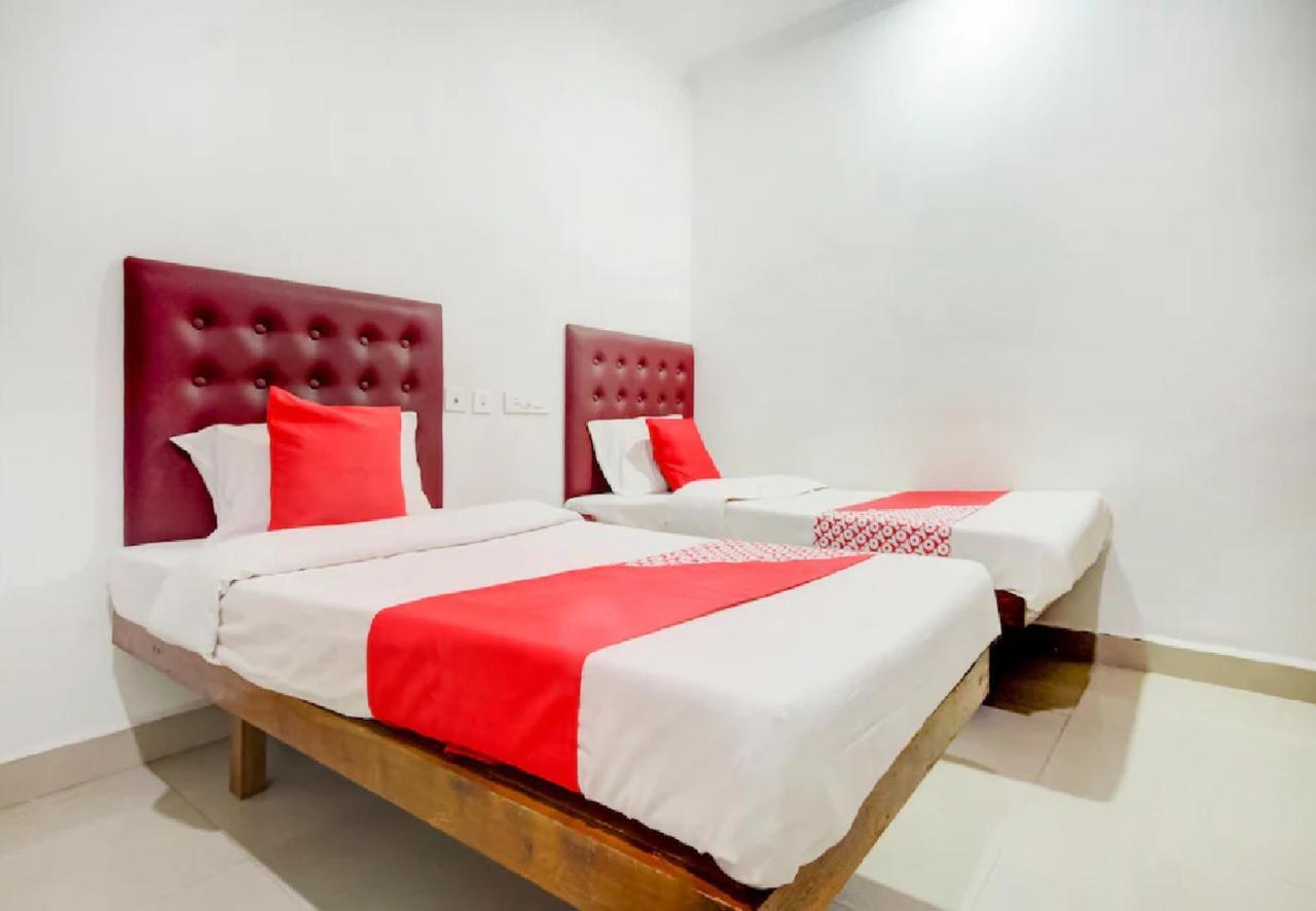 Hotel Jayaram Chidambaram Bagian luar foto