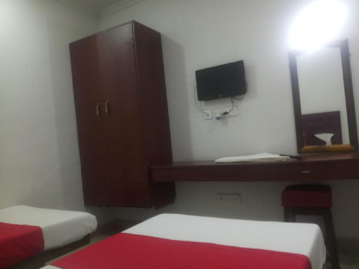 Hotel Jayaram Chidambaram Bagian luar foto