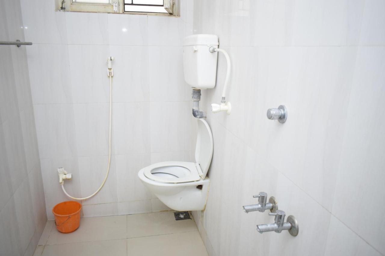 Hotel Jayaram Chidambaram Bagian luar foto