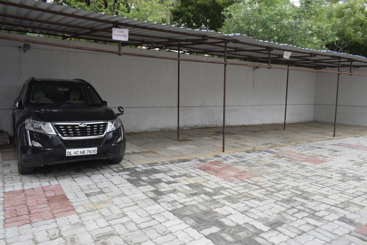 Hotel Jayaram Chidambaram Bagian luar foto
