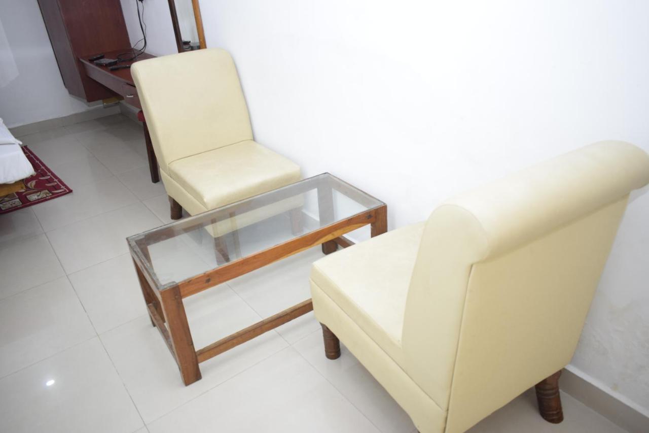 Hotel Jayaram Chidambaram Bagian luar foto