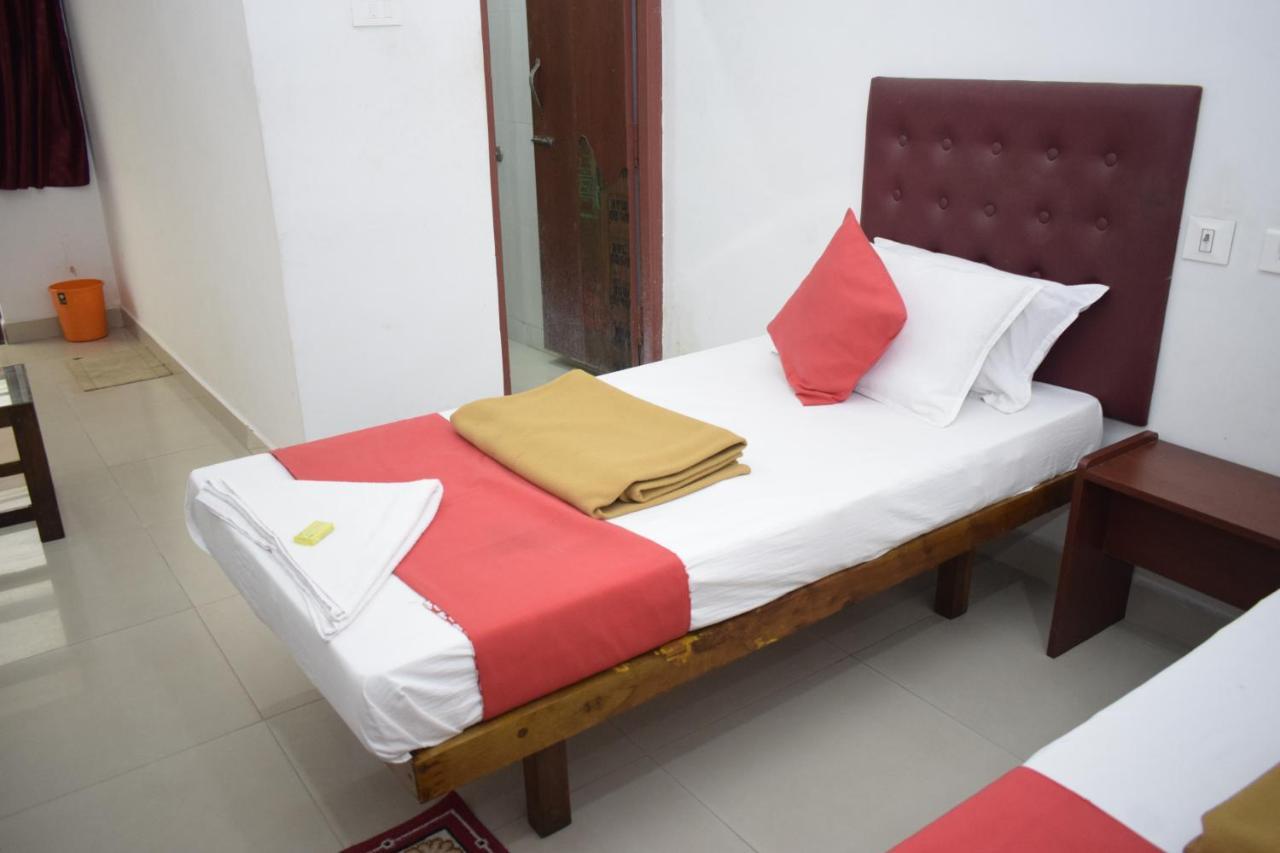 Hotel Jayaram Chidambaram Bagian luar foto